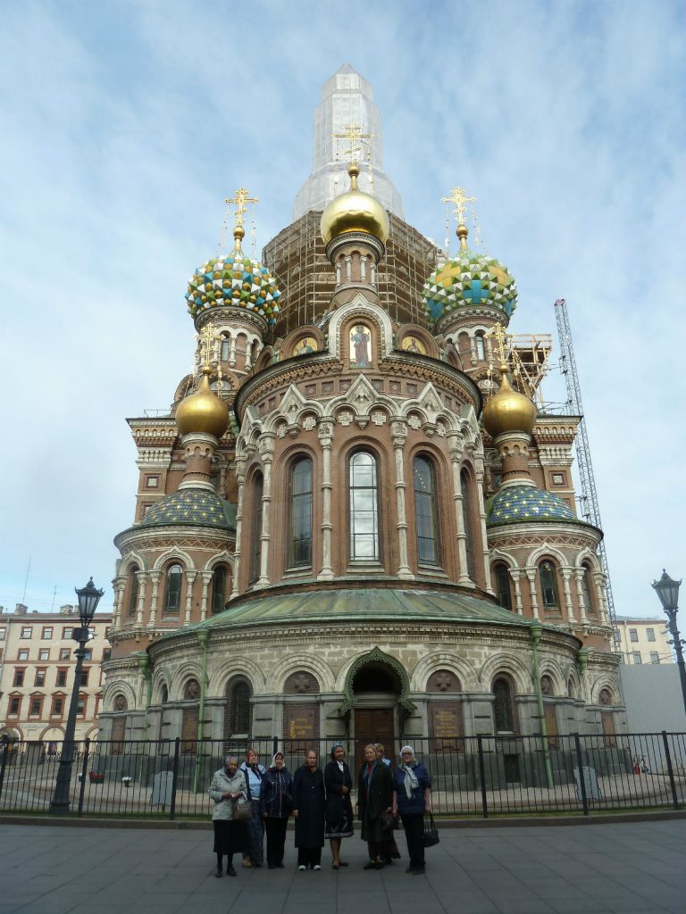 P1250881_У храма Спаса-на-Крови2