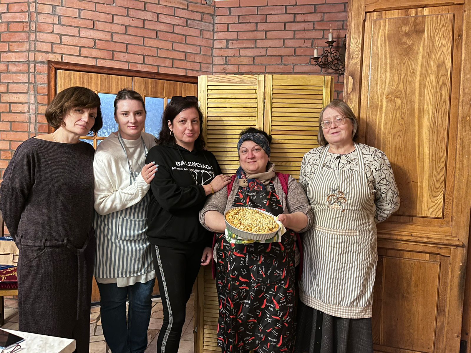 Греческий яблочный пирог стал кулинарной темой первого осеннего мастер-класса