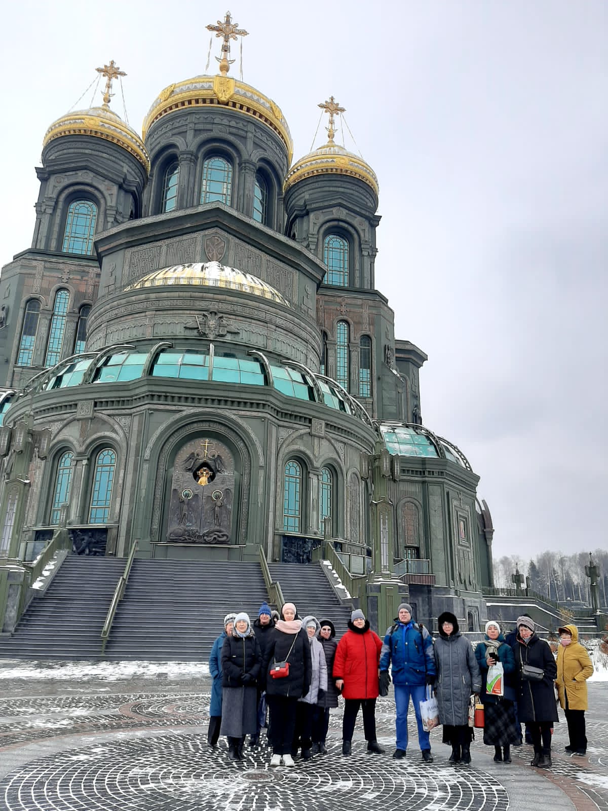 Прихожане храма святых князей Бориса и Глеба посетили главный храм Вооруженных Сил России