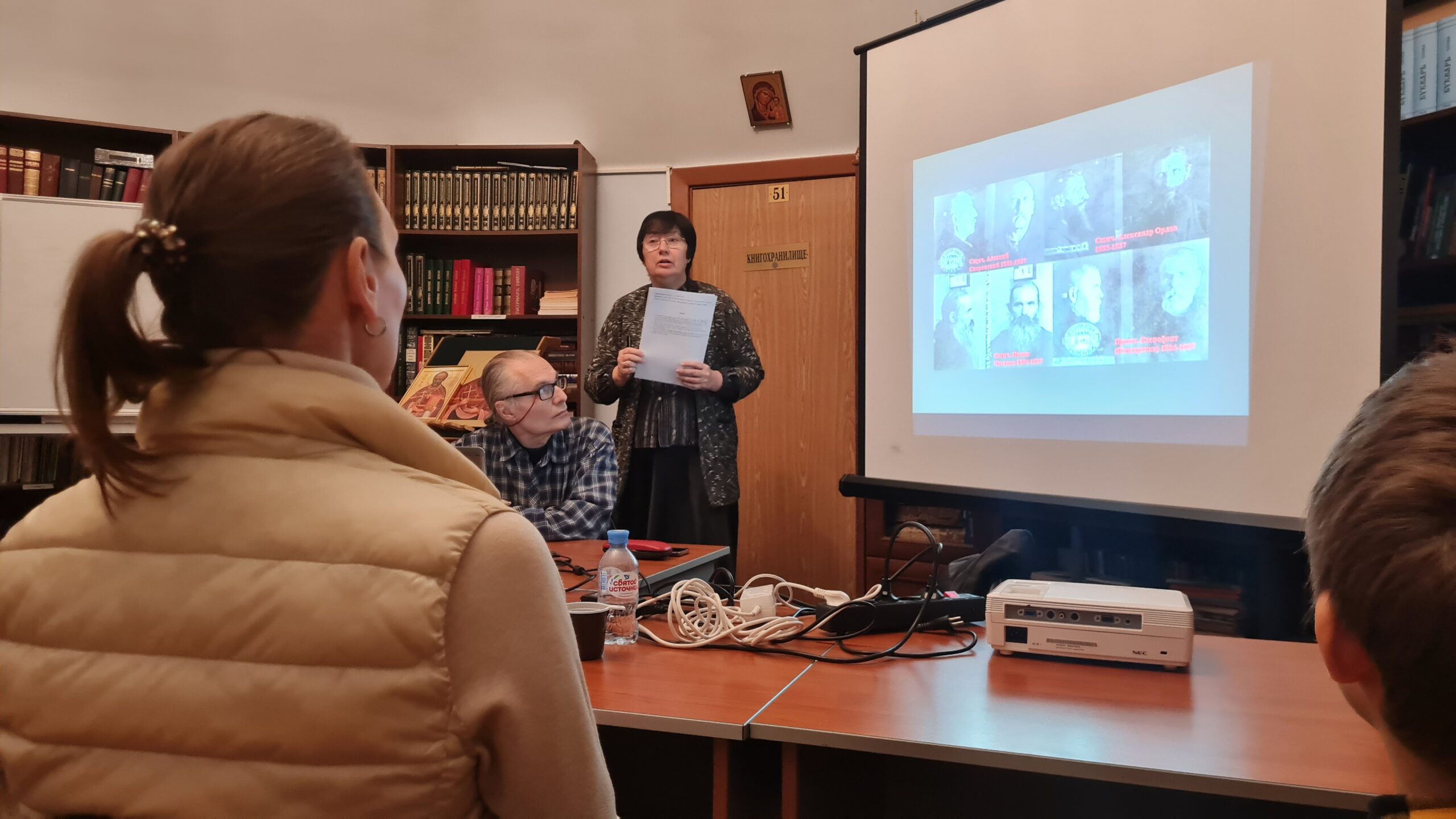 В Воскресной школе состоялась очередная воскресная встреча, посвящённая новомученикам и исповедникам Церкви Русской на московской земле