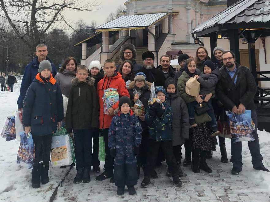 Прошла встреча настоятеля храма святых князей Бориса и Глеба в Зюзине с многодетными семьями