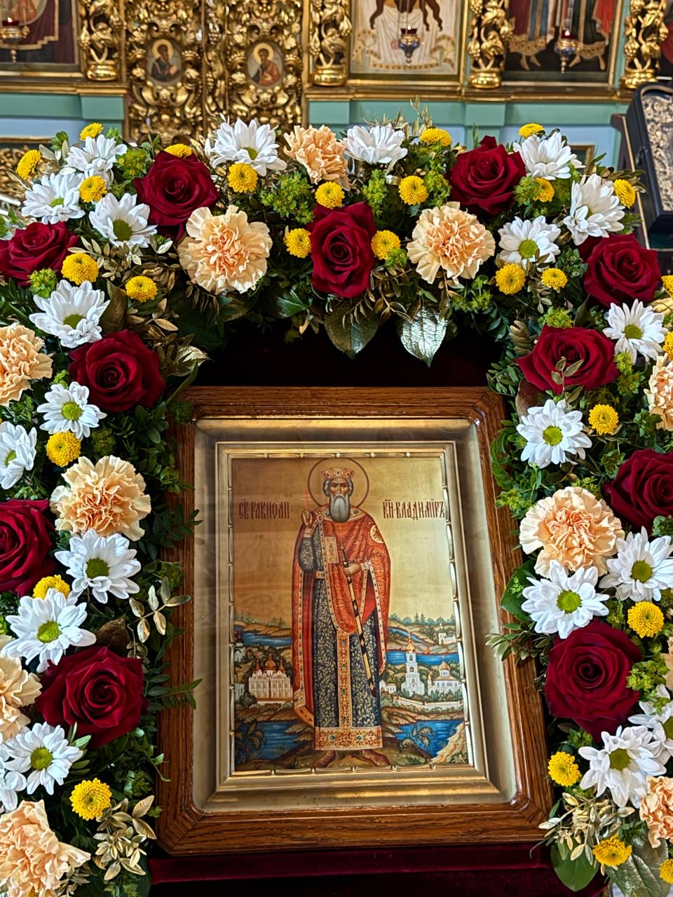 В день памяти святого равноапостольного князя Владимира приходская семья храма святых князей Бориса и Глеба в Зюзине встретила престольный праздник