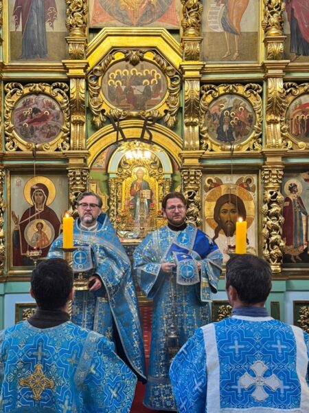 Приходская семья храма святых князей Бориса и Глеба в Зюзине объединилась в молитве в праздник Рождества Пресвятой Богородицы